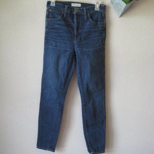 10" High-Rise Skinny Jeans in Hayes Wash F4684
